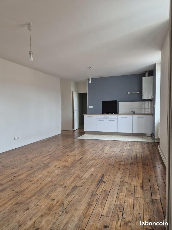 Appartement 2 pièces 48 m² · à Montbrison · 48 m² · 470 €/mois