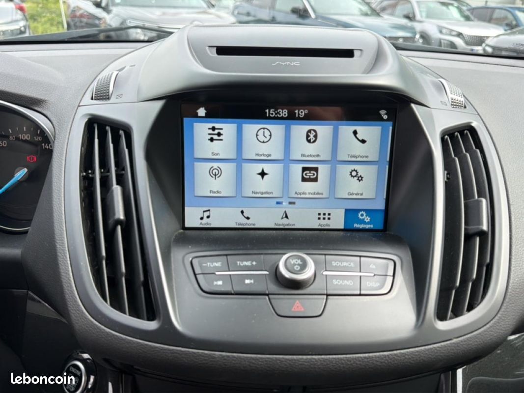 FORD KUGA 1.5 tdci 120 titanium 4x2 euro6.2 (image 29)