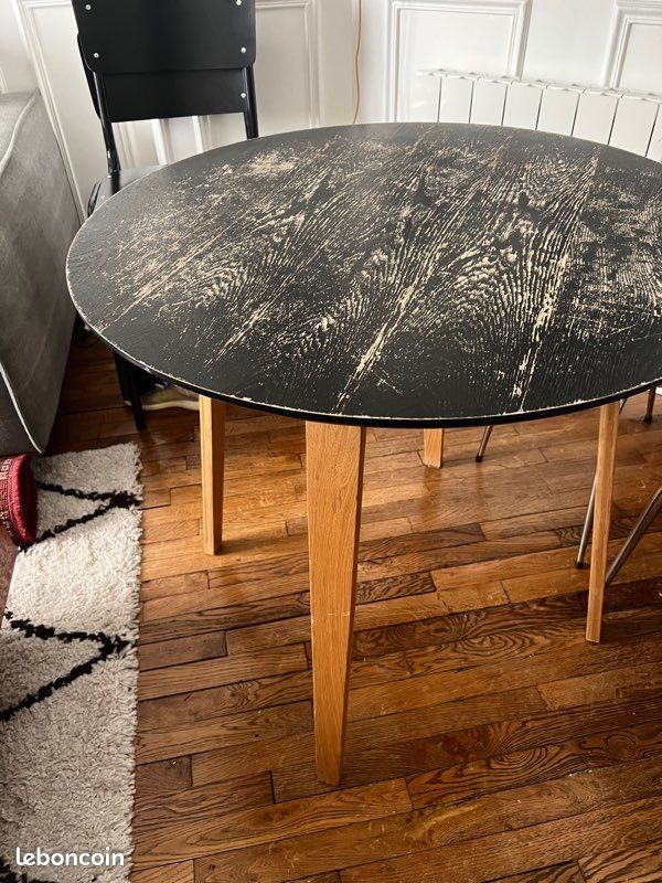 Table ronde bois (image 1)