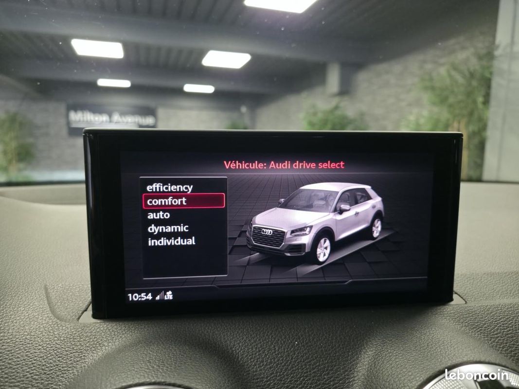 AUDI Q2 2.0 35 TDI - 150 - BV S-tronic S line Plus (image 26)