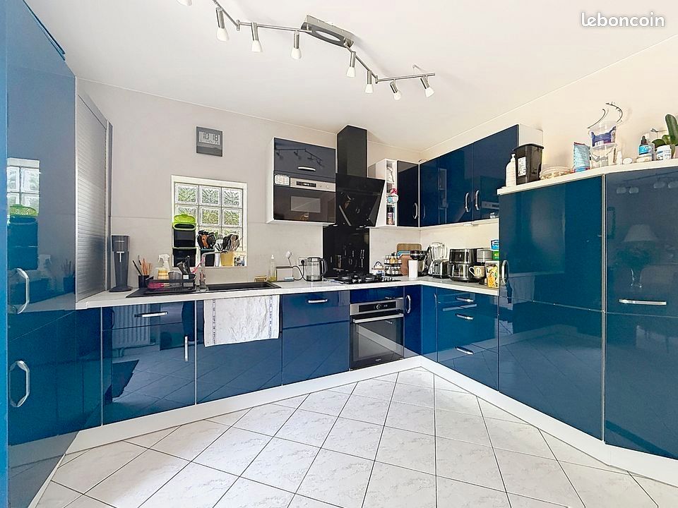 Maison 5 pièces 80 m² · à Villecresnes · 80 m² · 363 000 €
