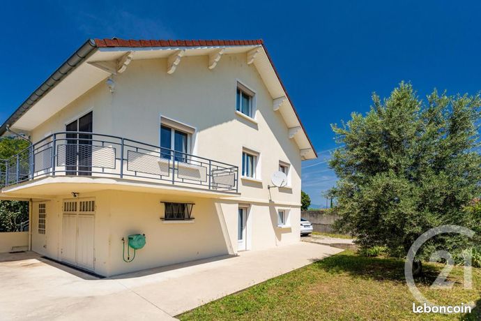 Maison 7 pièces 134 m²