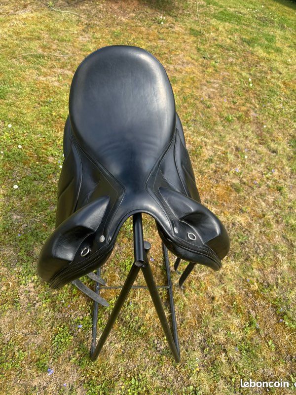 Selle dressage devoucoux Malika Lab (image 7)