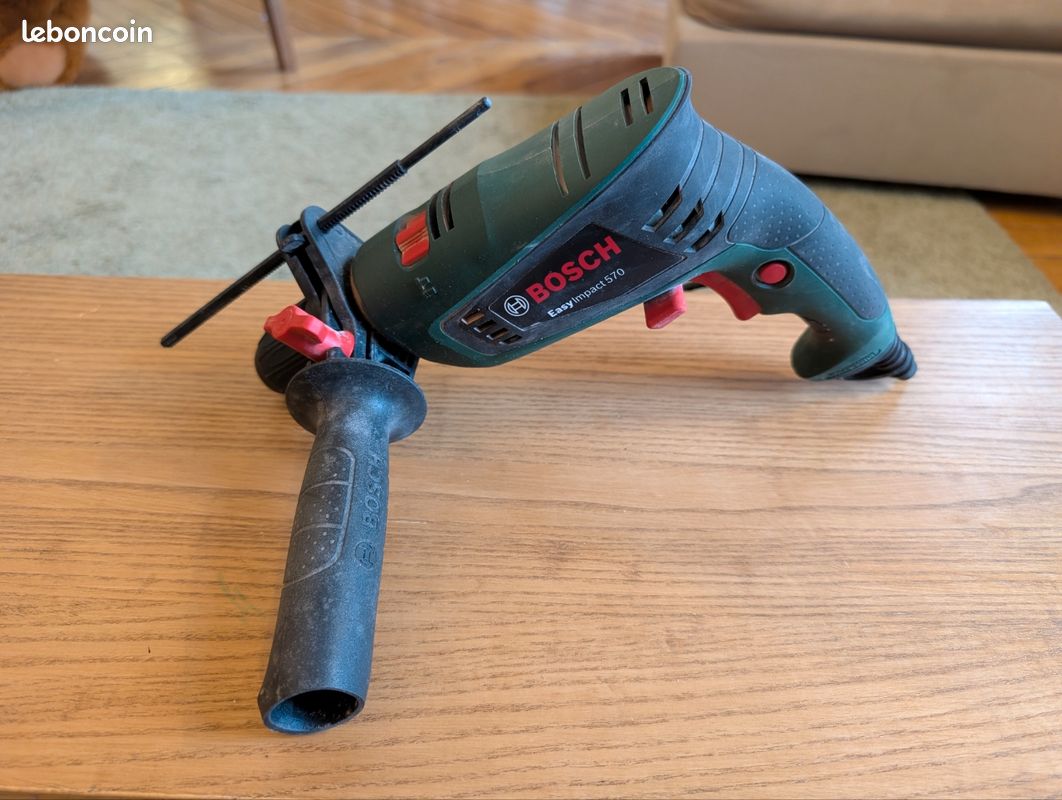 Perceuse à Percussion Bosch EasyImpact 570 - 570W, Coffret Inclus, Perçage Maçonnerie Et Bois