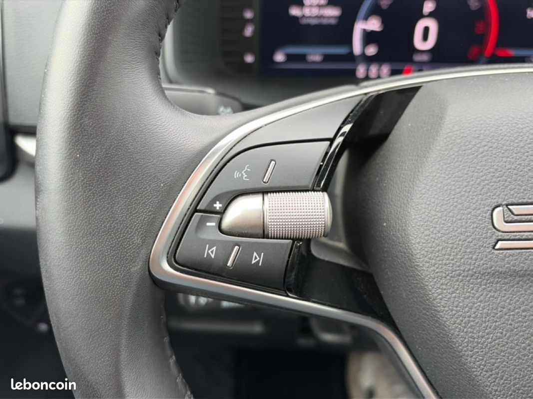 SKODA KAROQ 1.5 tsi 150 selection dsg7 (image 21)