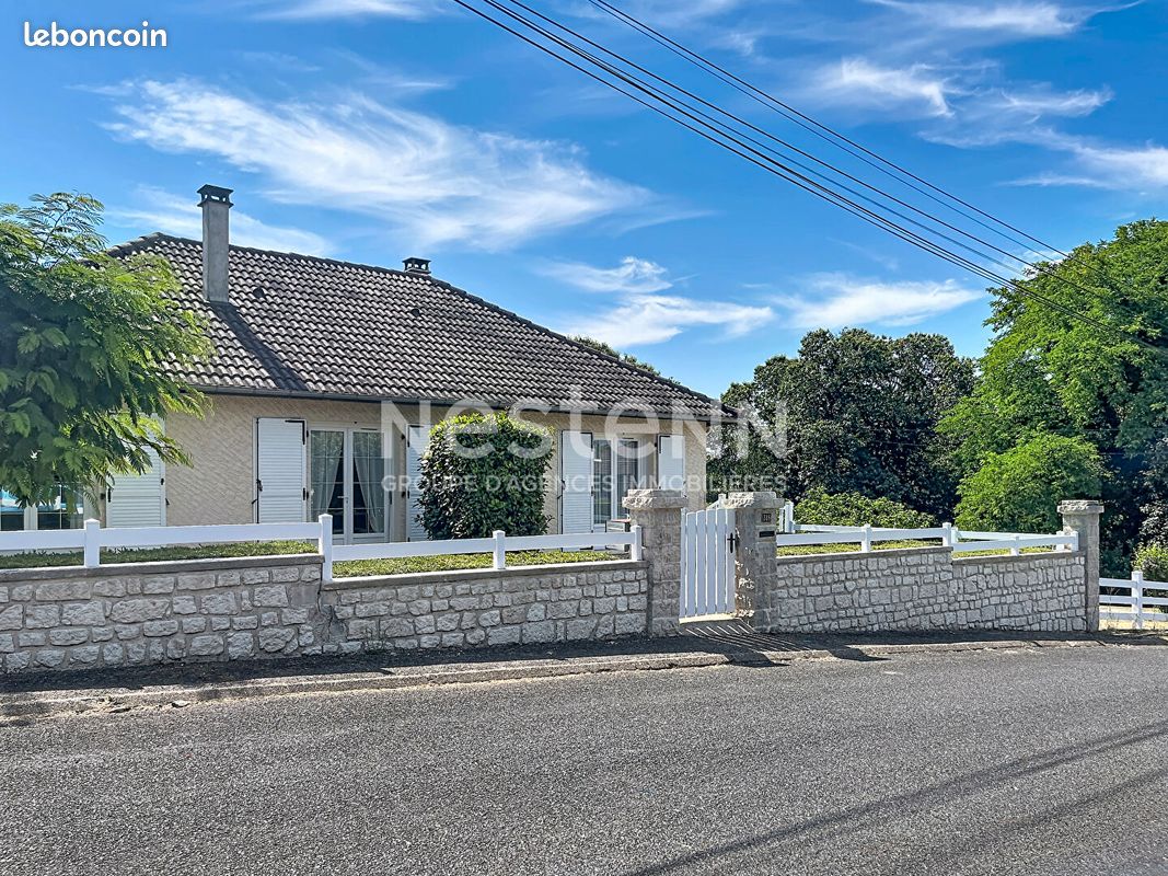 Maison 5 pièces 136 m² · à Favars · 136 m² · 181 900 €