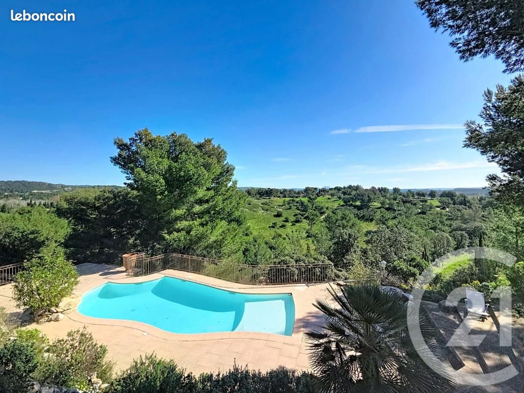 Maison 5 pièces 176 m² · à Paradou · 176 m² · 855 000 €