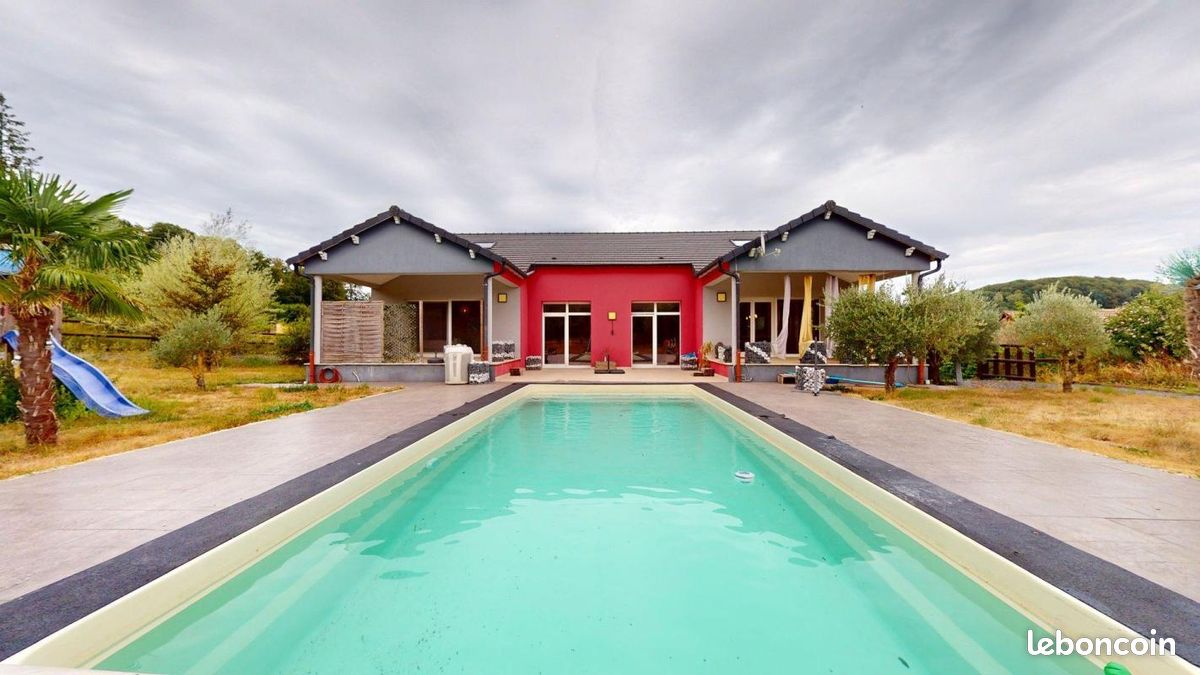 Maison 7 pièces 207 m² · à Escherange · 207 m² · 790 000 €