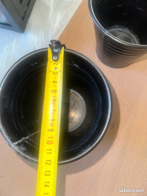 2 pots en métal noir (image 3)