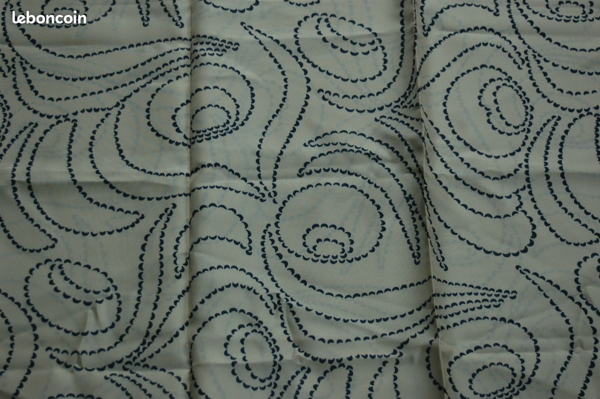 Tissu imprimé (image 2)