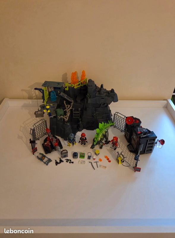 Playmobil "Dino Rise" - Dino Rock 70623 (image 1)