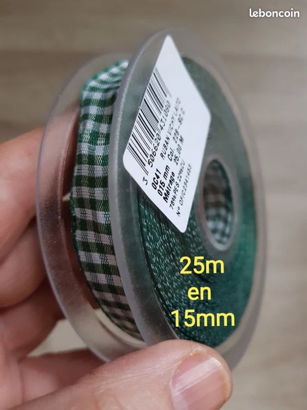 Rouleau 25m ruban vichy vert en 15mm (image 1)