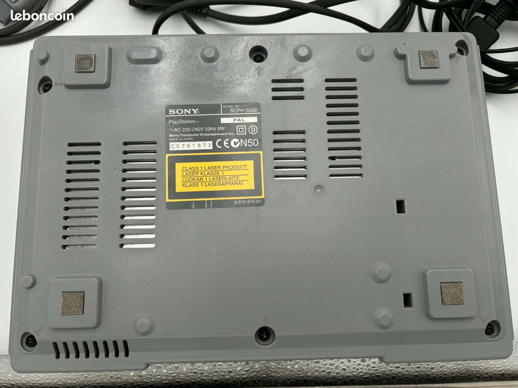 Sony - Playstation 1 (PS1) - SCPH-9002 - Console de jeux vidéo + jeux