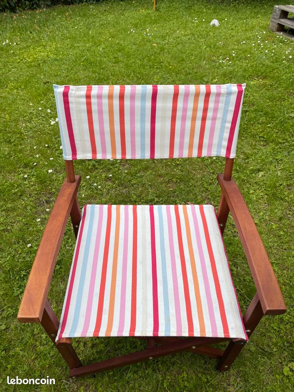 Chaise en bois et tissu (image 2)