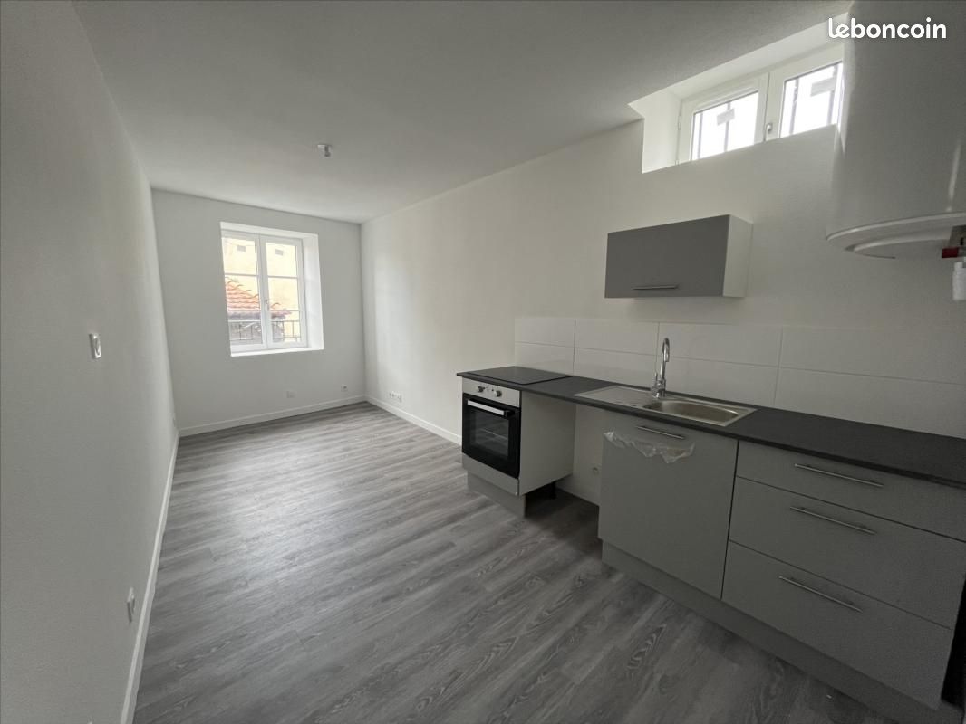 Appartement 2 pièces 45 m² · à Riom · 45 m² · 495 €