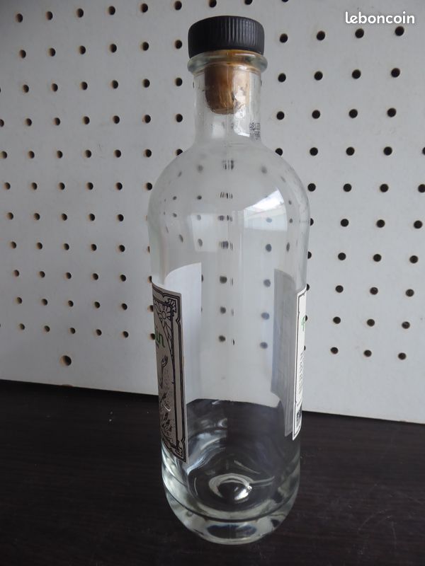 Bouteille de Rhum ambré "la légende de SAINT-FRUSQUIN" - VIDE (image 2)