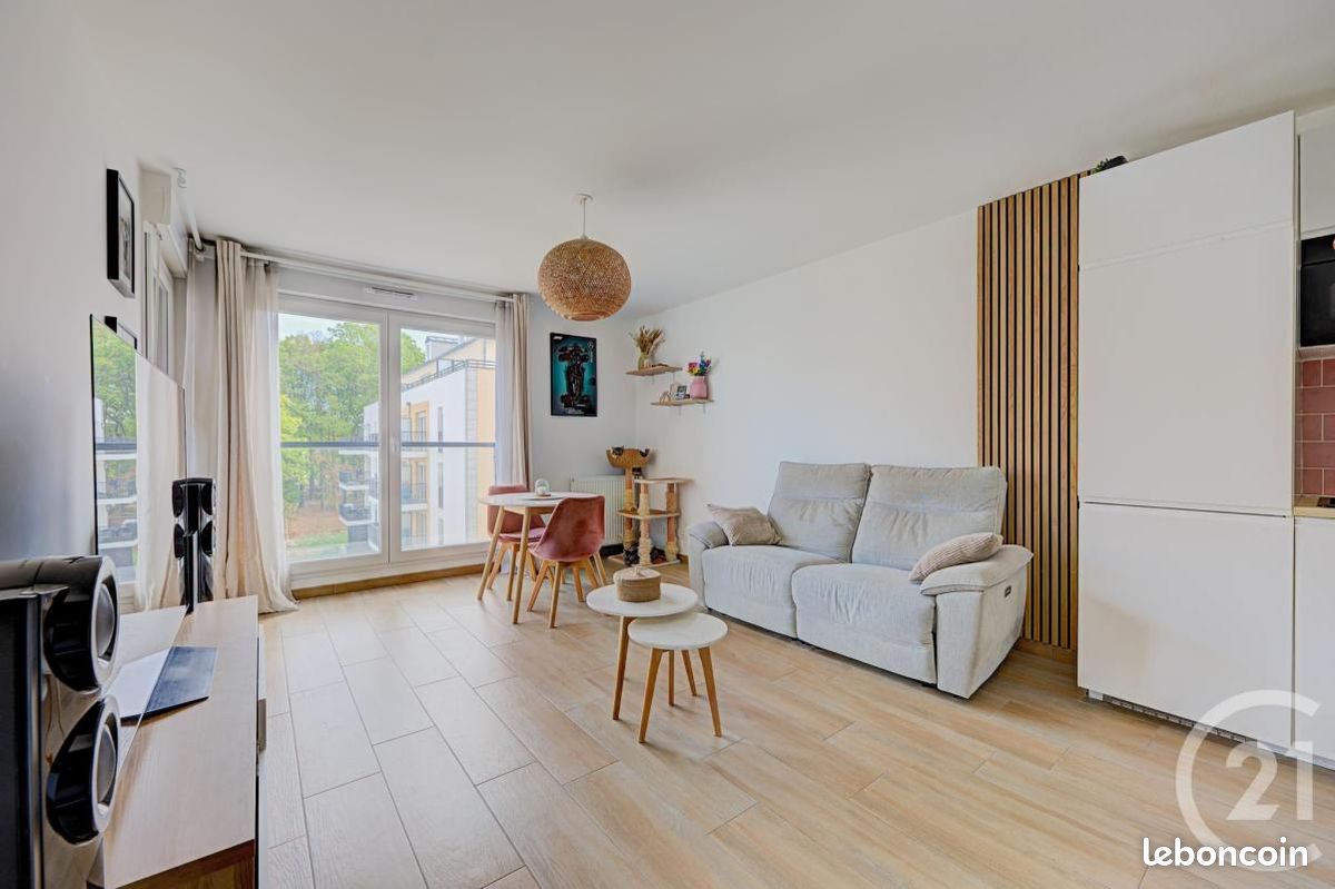 Appartement 2 pièces 44 m² · à Ozoir-la-Ferrière · 44 m² · 205 000 €