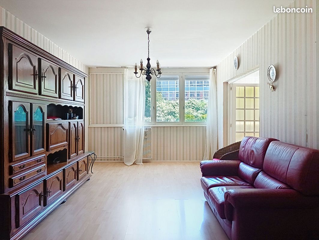 Appartement 4 pièces 82 m² · à Saint-Étienne · 82 m² · 77 000 €