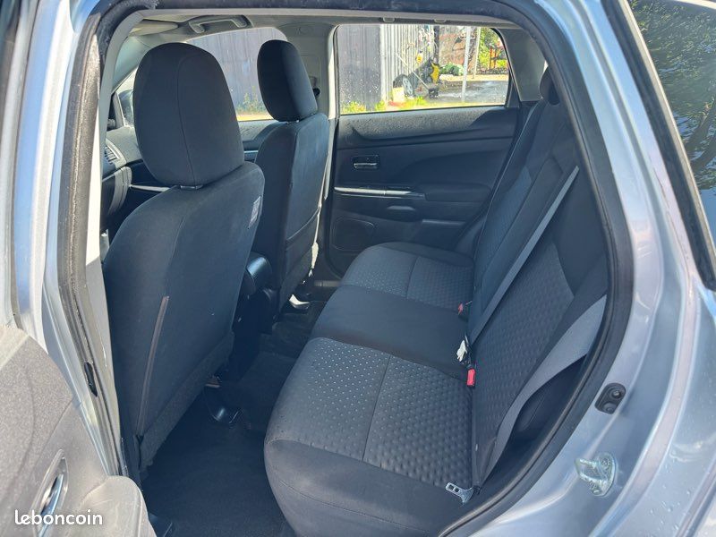 Mitsubishi asx 1.8 di-d 150cv intense (image 8)