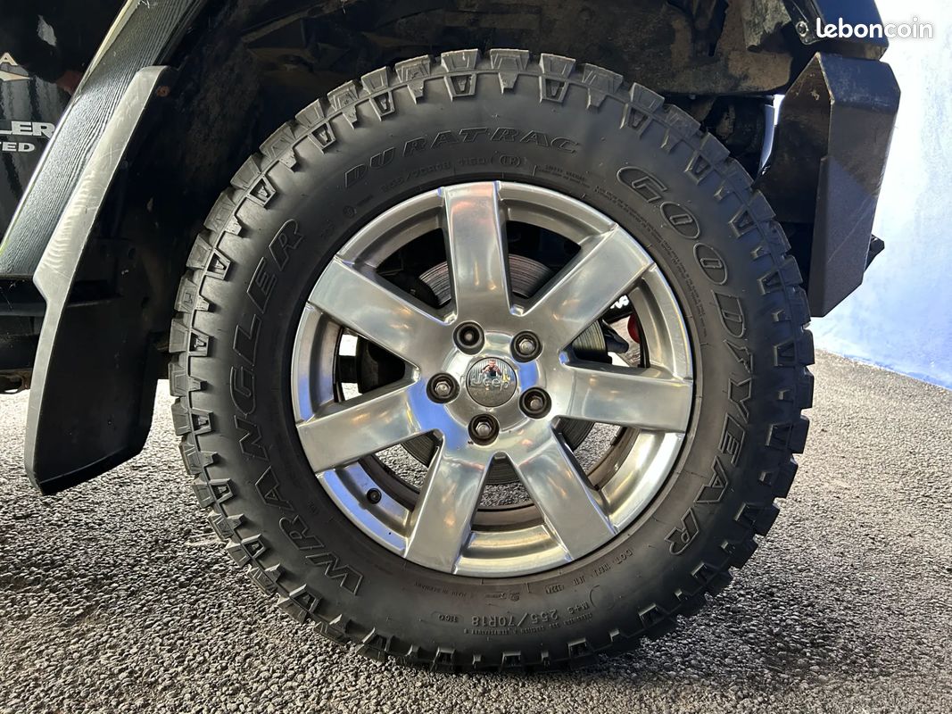 JEEP Wrangler 2.8 D 200ch Sahara - 2014 - 134 500 km - Boîte auto - GARANTIE 6 MOIS (image 29)