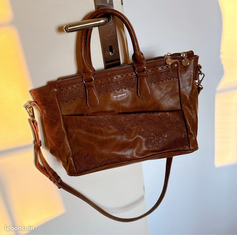 Sac à main Desigual Accessoires Bagagerie