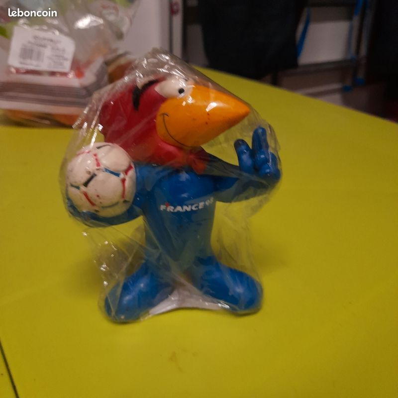 Bavoir France 98 Footix – Coupe Du Monde 1998 – Occasion état D'usage