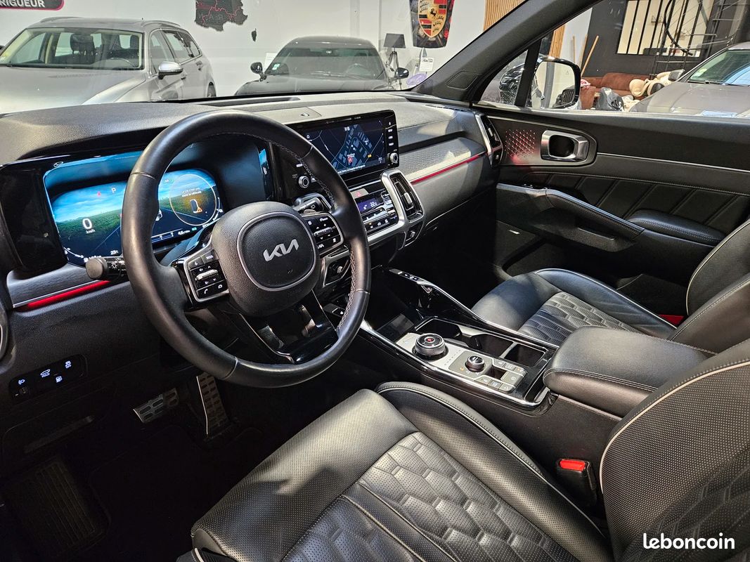 Kia SORENTO 1.6 T-GDi 265 CV Premium 4x4 PHEV / SUIVI KIA COMPLET / GARANTIE KIA (image 9)