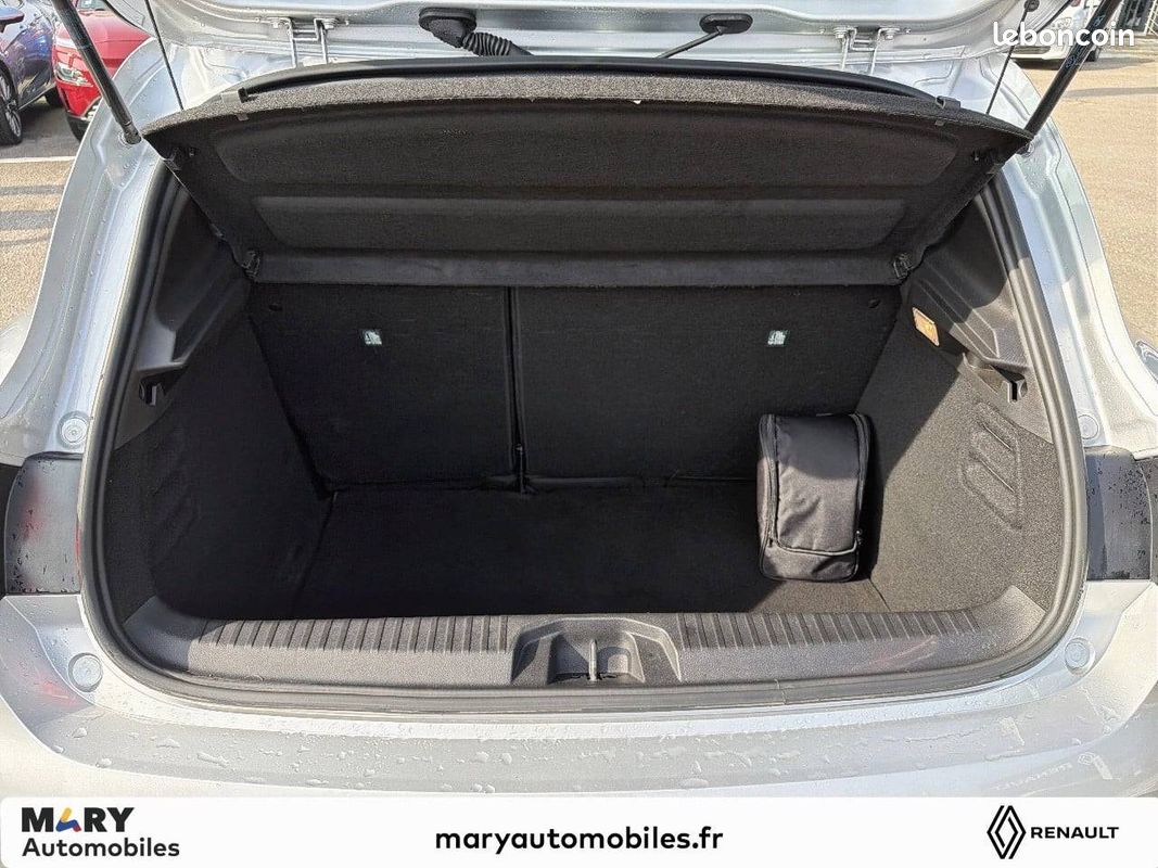RENAULT Clio TCe 90 - 21N Limited (image 6)