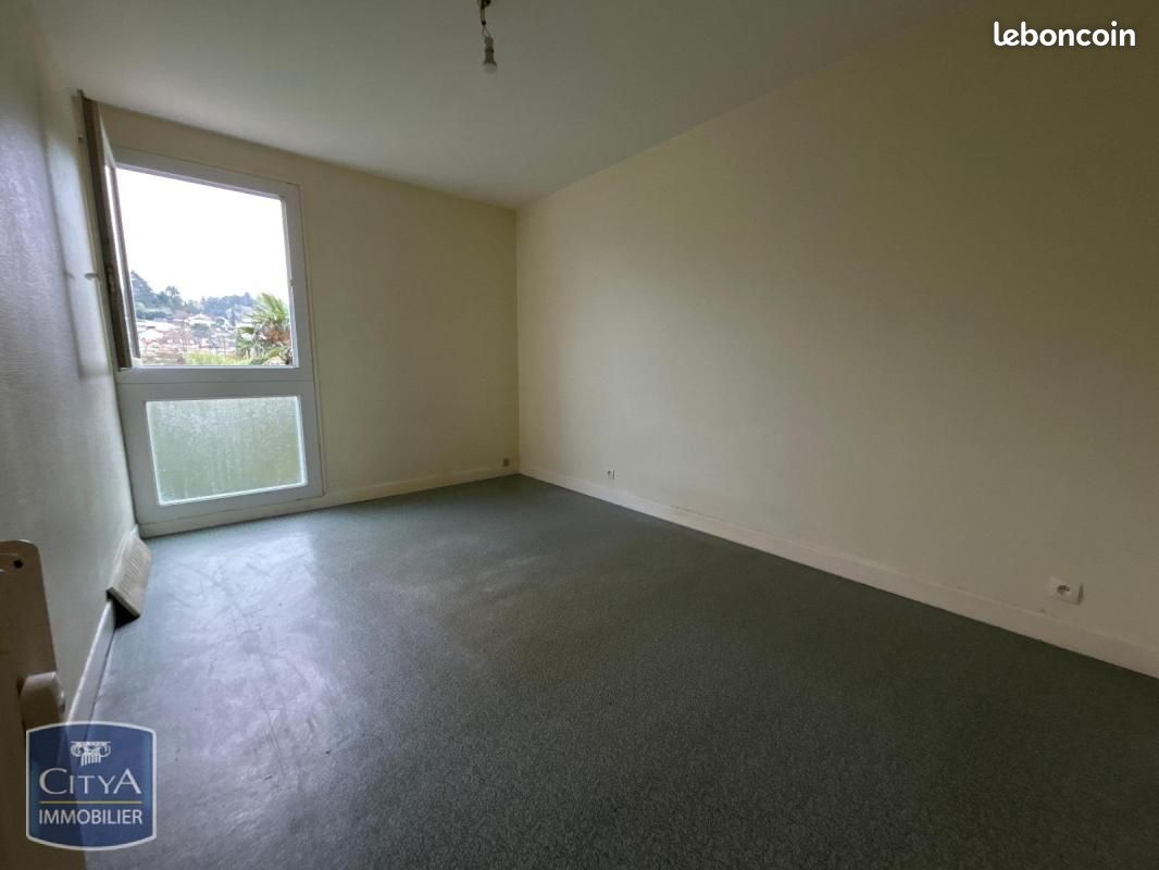 Appartement a louer brive-la-gaillarde - 2 pièce(s) - 44 m2 - Surfyn