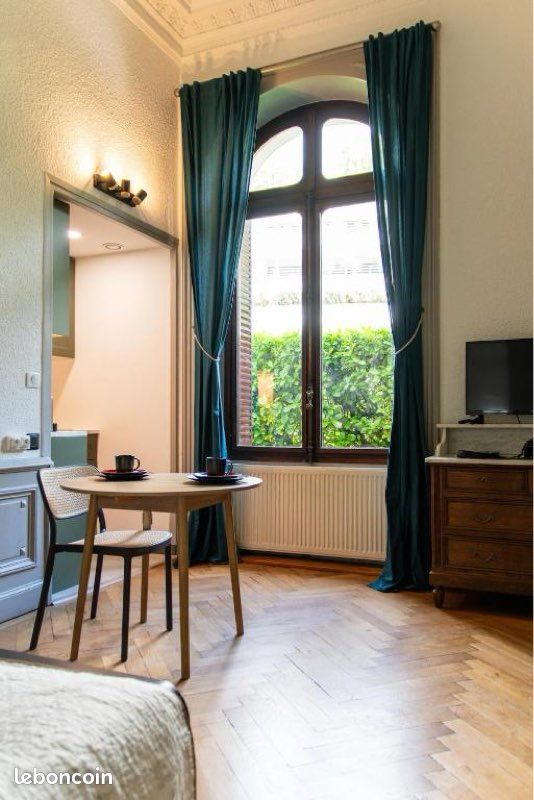Appartement 1 pièce 24 m² · à Aix-les-Bains · 24 m² · 900 €/mois