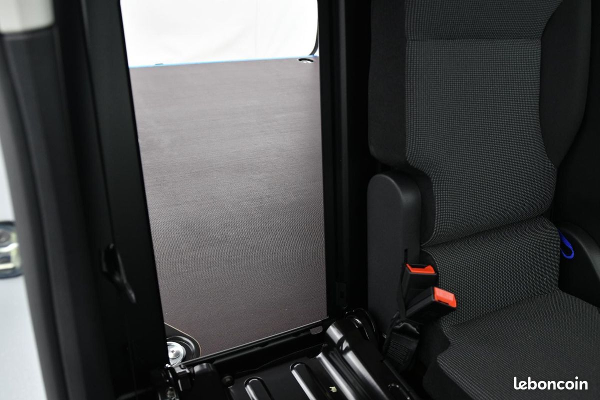 PEUGEOT PARTNER FGN DANGEL 4X4 DIESEL 130ch EAT8 M 3PL NEUF (image 18)
