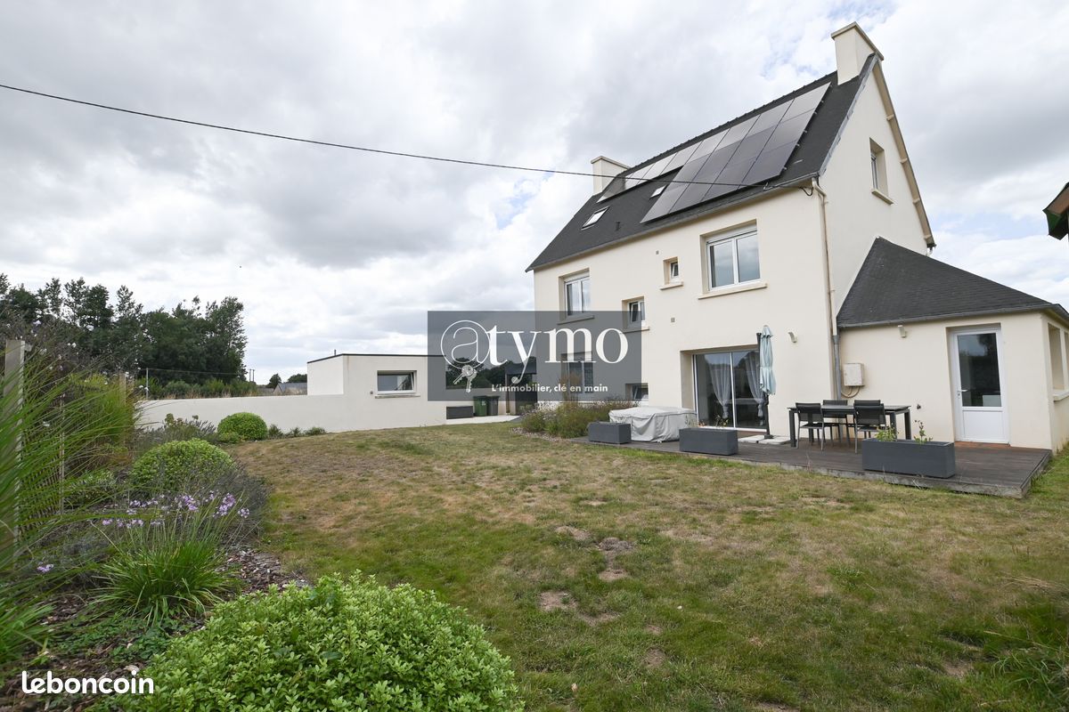 Maison 7 pièces 188 m² · à Plounéventer · 188 m² · 341 000 €