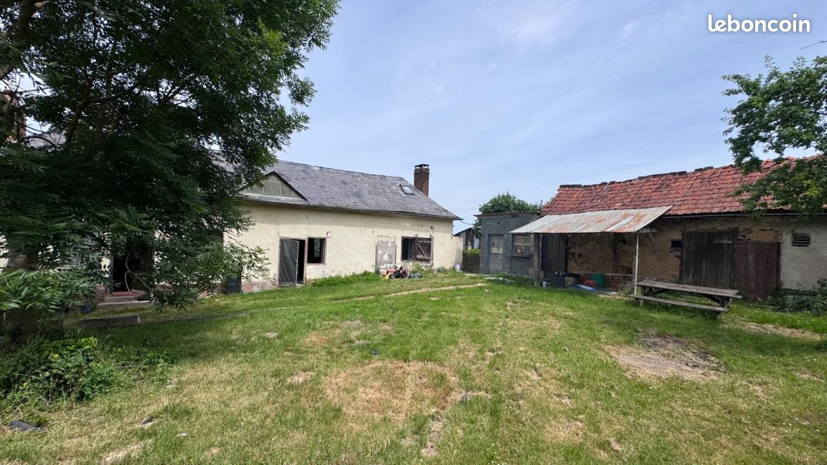 Maison 4 pièces 90 m² · à Heucourt-Croquoison · 90 m² · 59 000 €