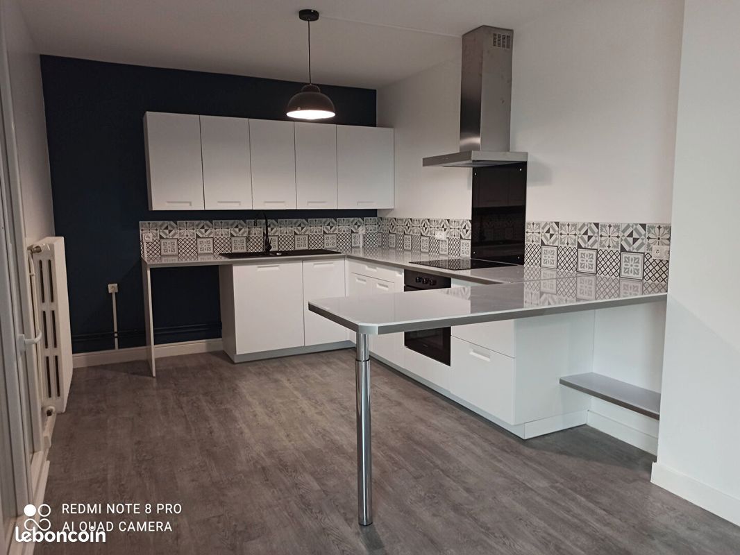 Appartement 4 pièces 80 m² · à Bourges · 80 m² · 781 €