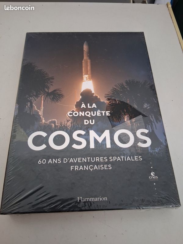 Livre cosmos (image 1)