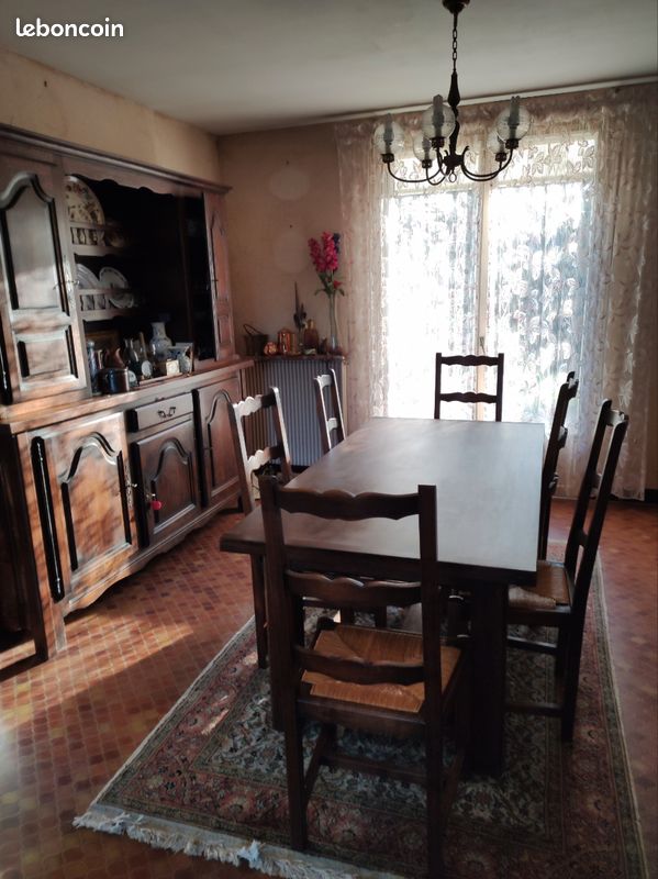 Salle à manger rustique (image 1)