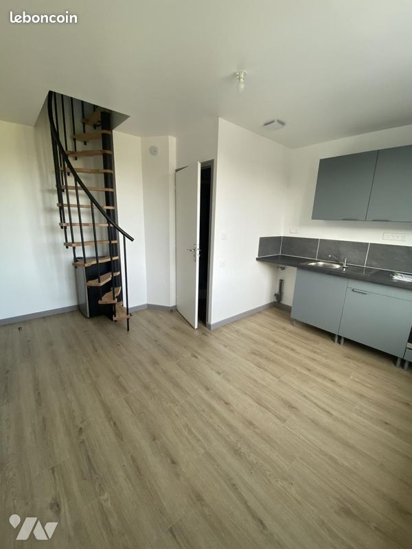 Appartement 1 pièce 22 m² · à Loudéac · 22 m² · 320 €