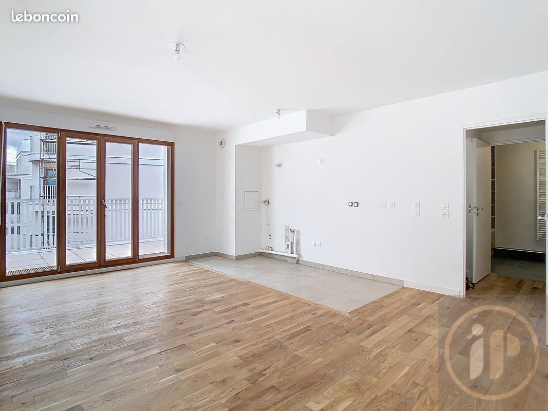 Appartement 3 pièces 61 m² · à Poissy · 61 m² · 1 460 €/mois