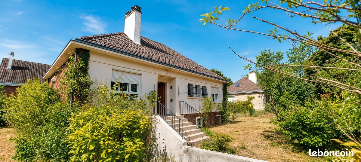 Maison 6 pièces 104 m² · à Aubergenville · 104 m² · 346 500 €