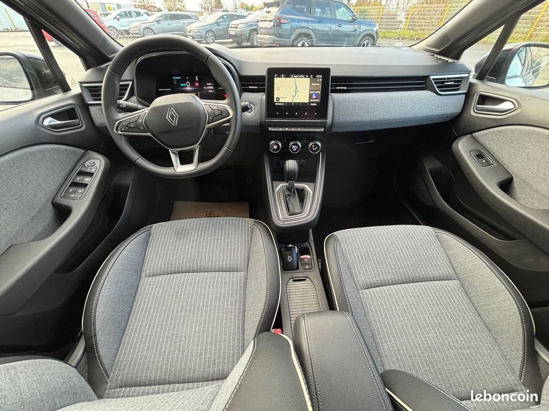 Renault CLIO V 1.6 E-TECH 145CH FULL HYBRID TECHNO - 24 (image 3)