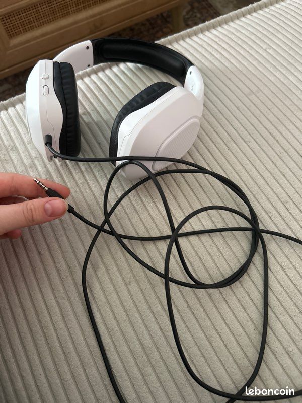 Casque Stéréo Filaire Muvit H102 Pour Playstation 5 Blanc Et Noir (image 7)