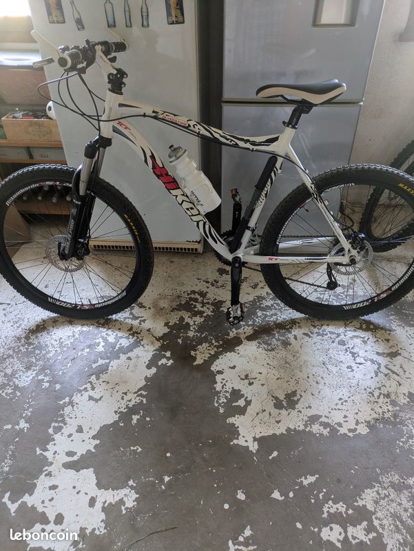 2 vtts et porte vélo (image 1)