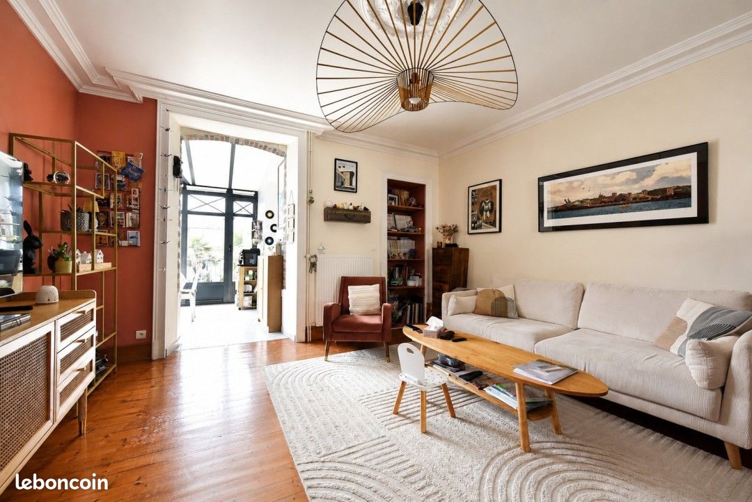 Maison 7 pièces 171 m² · à Cherbourg-en-Cotentin · 171 m² · 399 000 €