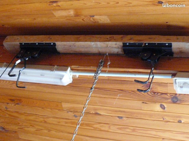 Rangement pour vélo en hauteur état du neuf (image 2)