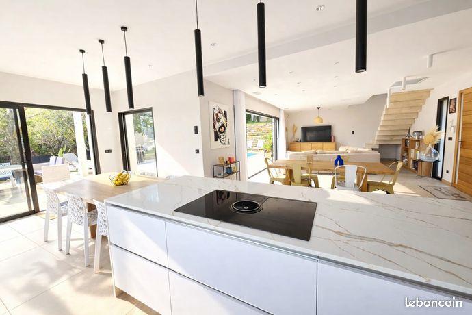 Villa 4 pièces 132 m² — 4