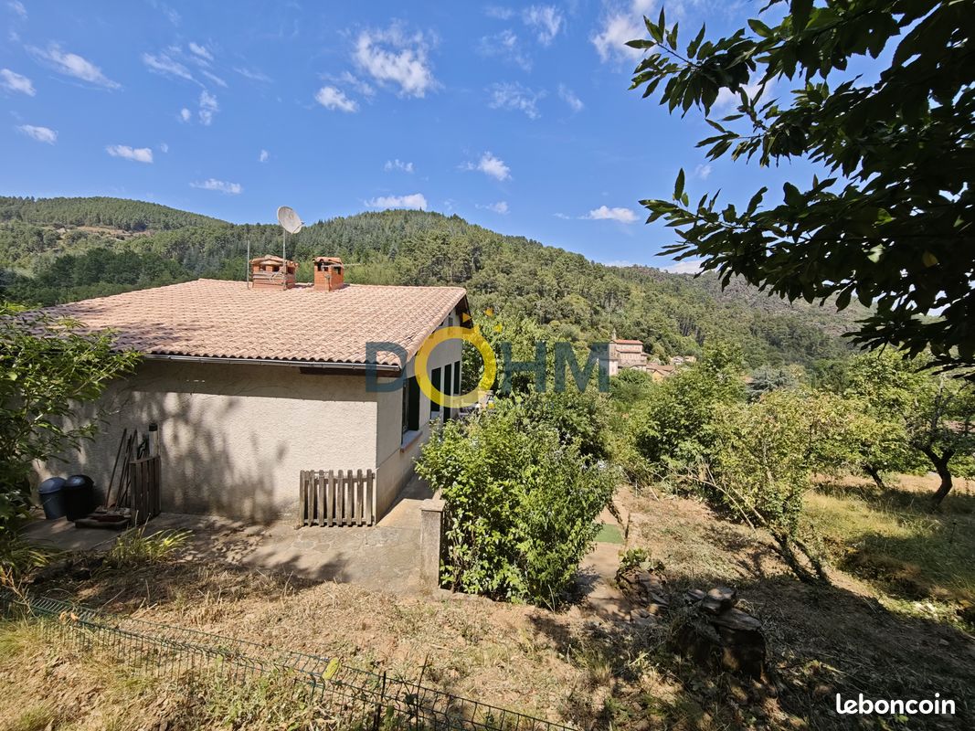 Maison 6 pièces 150 m² · à Chambon · 150 m² · 190 000 €