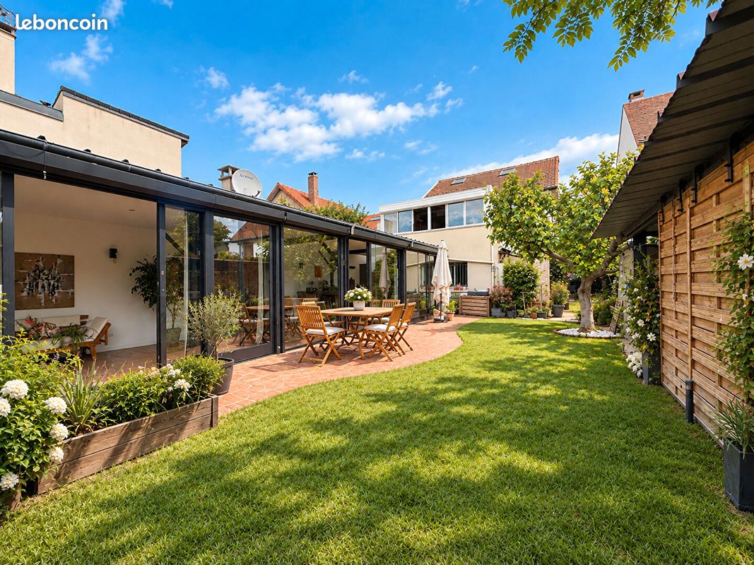 Maison 7 pièces 245 m² · à Choisy-le-Roi · 245 m² · 675 000 €