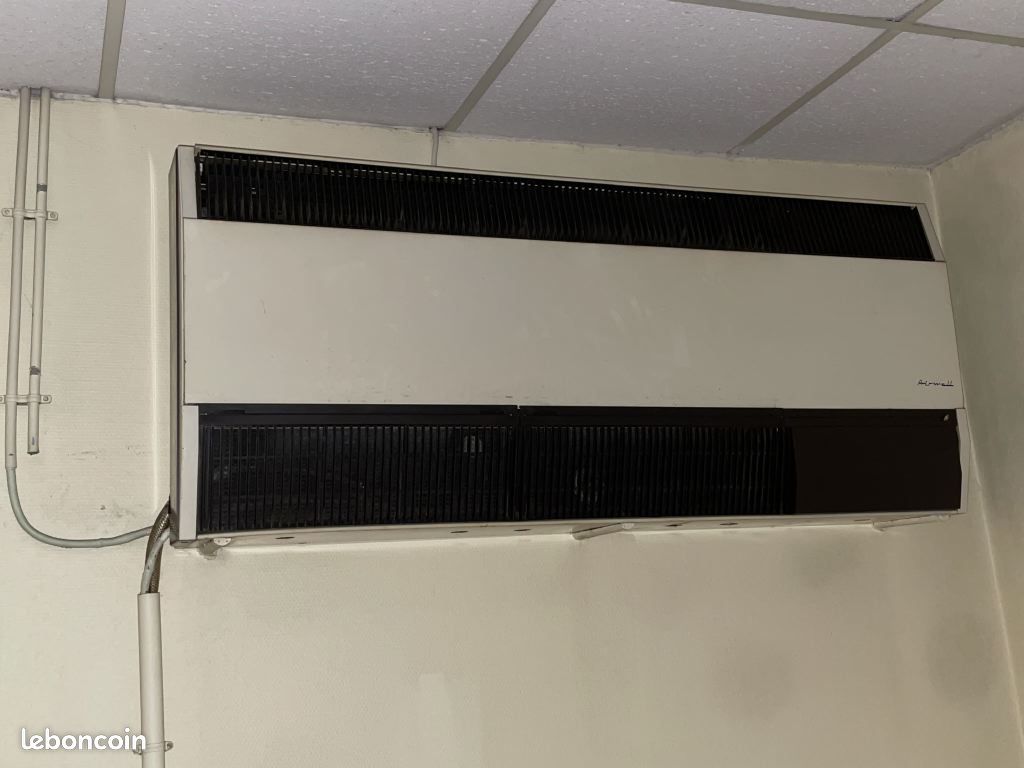 Climatiseur monobloc condensation eau AIRWELL gamme Confort CAO 580 (image 1)
