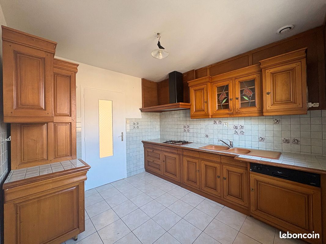 Maison a louer meyzieu - 4 pièce(s) - 90 m2 - Surfyn