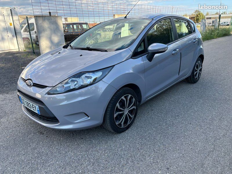 Ford fiesta 1.4 tdci 68CH Diesel (image 2)